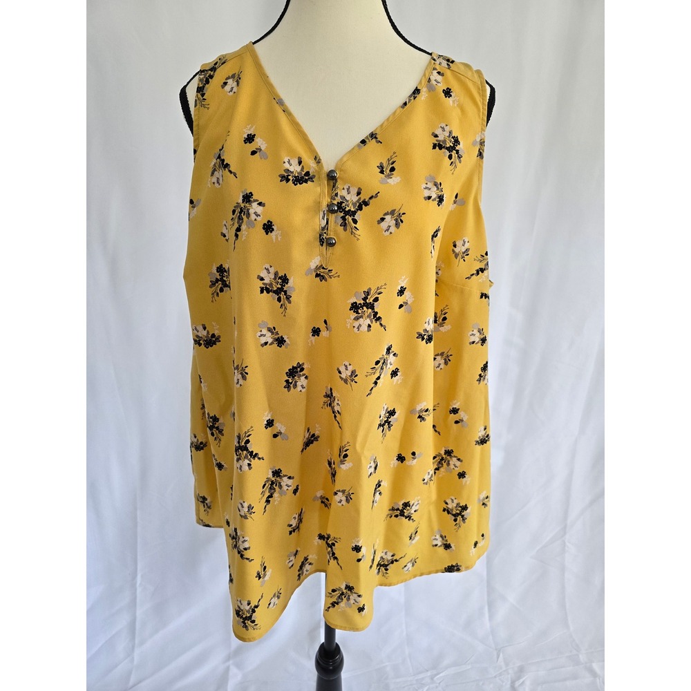 Lane Bryant Women's Sleeveless V-Neck Floral Blouse Top Yellow‎ Size 18
